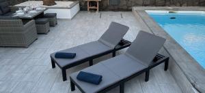 1121big-playa-blanca-villa-villa-arabella-outside-area-sun-loungers