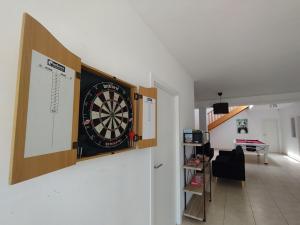 1122big-villa-vista-rey-dart-board