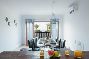 1670big-vista-princesa-dining-table