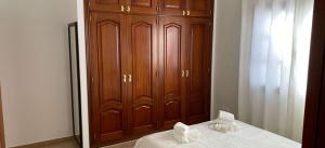 998big-playa-blanca-villa-arabella-bedroom-with-double-bed-and-big-closet