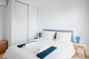 playa_blanca_villa_vista_rey_bedroom_1