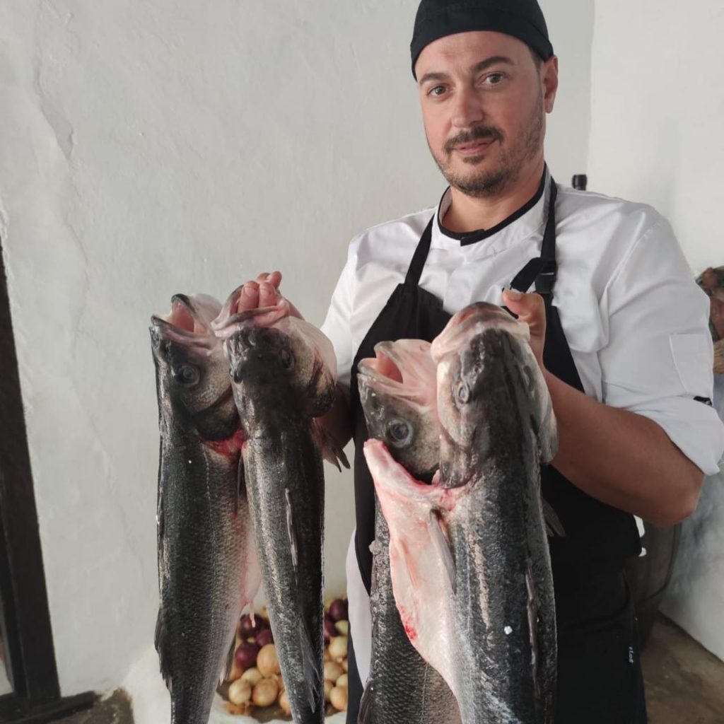 La Bodega de Santiago Chef with fish